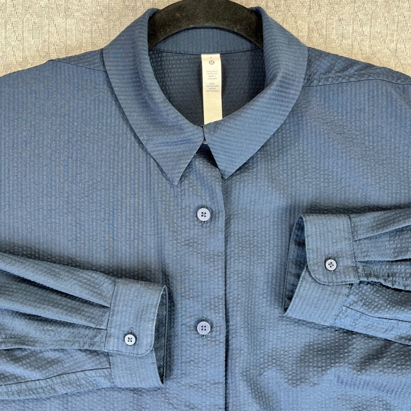 Lululemon Tencel Blend Button Up Dress Shirt - Long Sleeve - Women's Size 6 - Picture 1 of 7